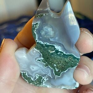 Moss Agate Kitty Cat